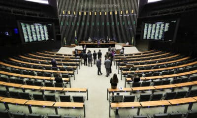 Projeto da escala 6x1 agora irá tramitar na Câmara dos Deputados. Foto: Lula Marques/ Agência Brasil