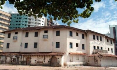 O icônico Radium Hotel, prestes a ser revitalizado, promete resgatar o glamour de Guarapari. Foto: Arquivo Pessoal