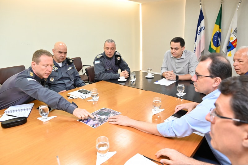 Audiência com Comandante Geral da PM Coronel Caus e o Verador Luis Paulo Amorim