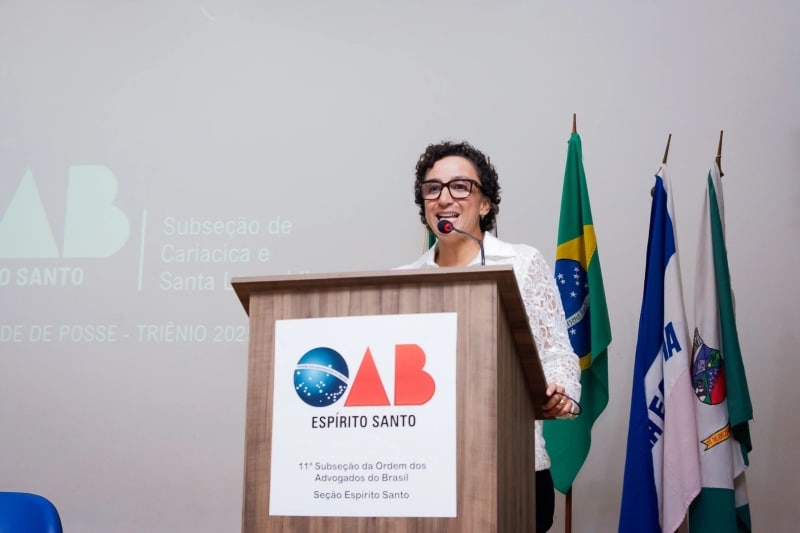 Érica Neves é presidente da OAB-ES