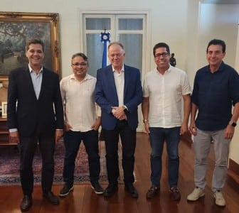 Ricardo Ferraço, Vandinho Leite, Renato Casagrande, Marcelo Santos e Junior Abreu