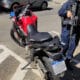 Jovem com moto clonada é detido enquanto comprava salgadinhos em Vitória