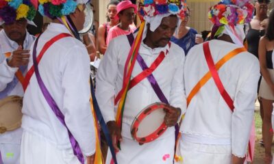 No encontro das danças, cantos e cores, o folclore capixaba renasce com o Ticumbi, Jongo e Reis de Boi. Foto: Divulgação