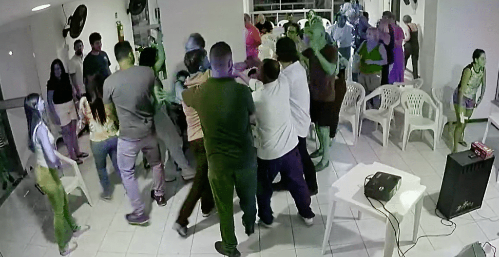 O homem foi acusado de injúria racial pelos vizinhos. Foto: Reprodução