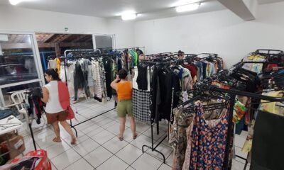 A renda arrecadada no bazar é revertida para o projeto Kombi Fraterna. Foto: Divulgação