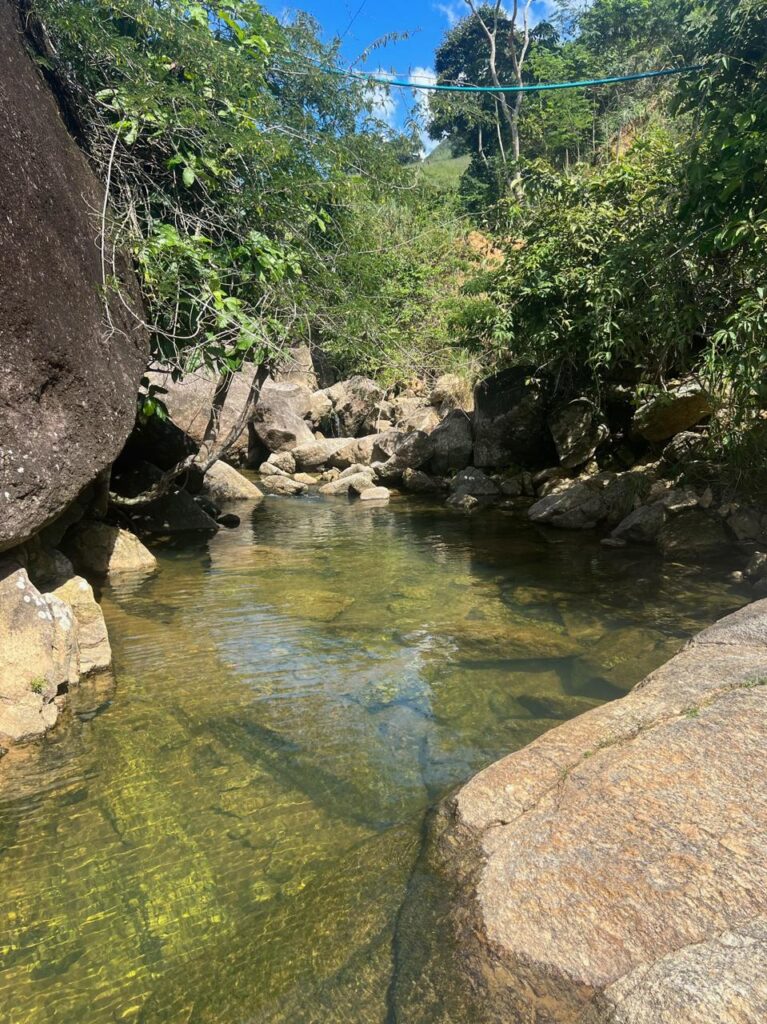 Piscina natural na Fazenda Dona Laura, em Pancas