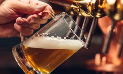 Cerveja é uma das bebidas mais consumidas no país. Foto: Freepik