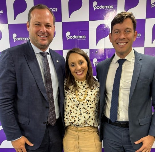 Da esquerda para a direita: Victor Linhalis, Renata Abreu e Arnaldinho Borgo. Foto: reprodução Instagram