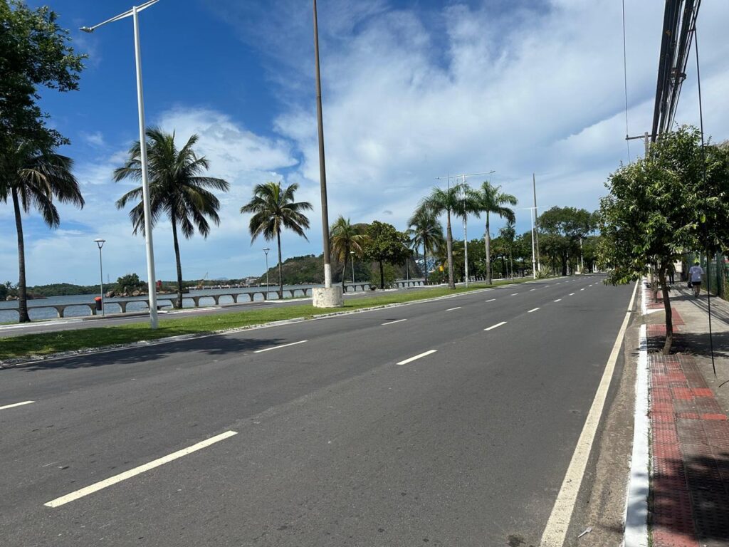 Avenida Beira-Mar, em Ilha de Santa Maria, Vitória