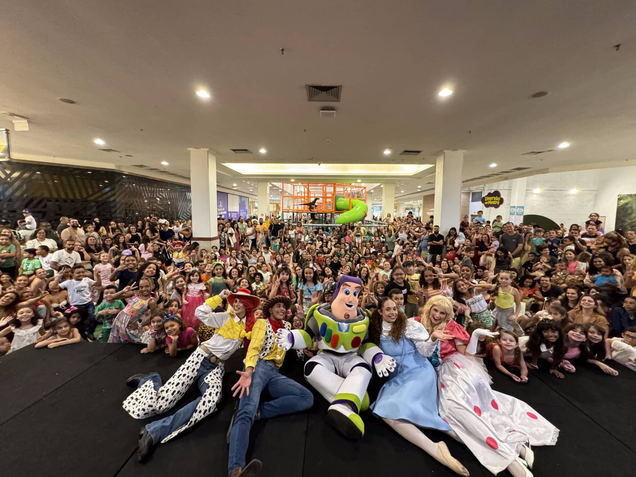 Durante março, o Shopping Mestre Álvaro oferece uma programação recheada de diversão em família, com brincadeiras e teatro gratuitos para as crianças. Foto: Divulgação