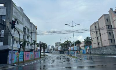 Frente fria provoca chuva em Jardim da Penha, em Vitória - previsão do tempo