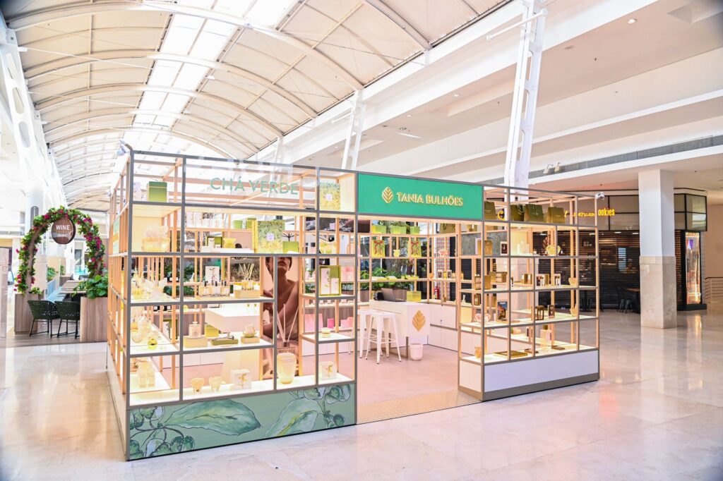 Gazebo Tania Bulhões no Shopping Vitória. Foto: Divulgação