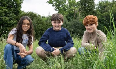 HBO revela Novo Trio de Hogwarts para série de Harry Potter: filmagens começam em 2025 com Dominic McLaughlin (Harry), Arabella Stanton (Hermione) e Alastair Stout (Ron), em adaptação que explorará nuances literárias ignoradas nos filmes originais. Foto: Reprodução/Instagram