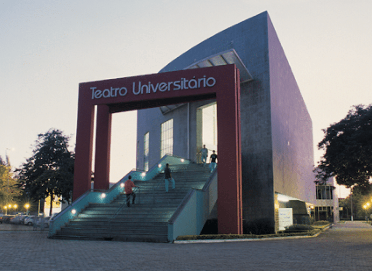 Exposição "Universo Setenta" na Biblioteca Central da Ufes (16/05 a 30/06) celebra 70 anos da instituição com 70 imagens que transcendem registros físicos. Foto: Divulgação