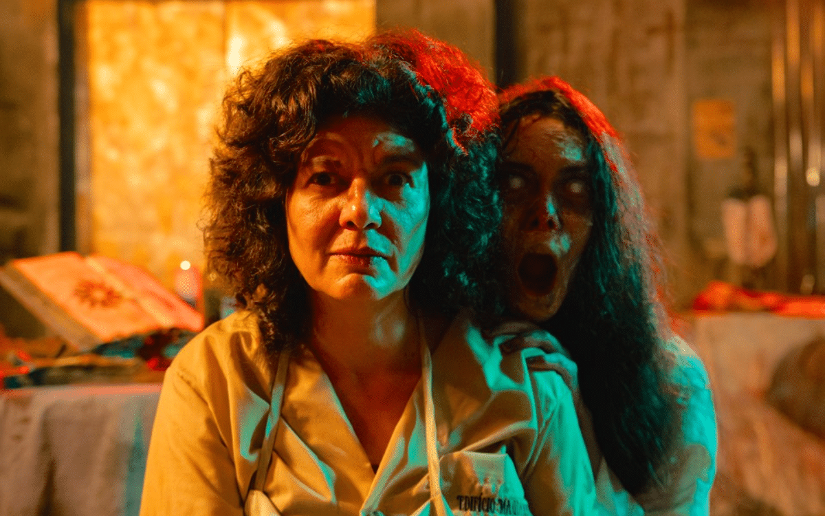 Vencedor do Prêmio Retrato Filmes, Prédio Vazio no Cinema explora o contraste entre verão vibrante e horror ancestral. Foto: Divulgação