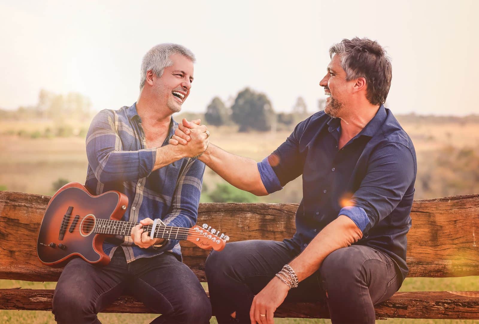 Com mais de 1 bilhão de views no YouTube, o retorno nostálgico de Victor & Leo no Espaço Patrick Ribeiro promete noite de hits e emoção para fãs capixabas. Foto: Divulgação