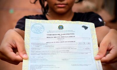 A alteração de nome no ES revela como conflitos e proteção de menores mantêm tribunais como mediadores essenciais. Foto: Reprodução