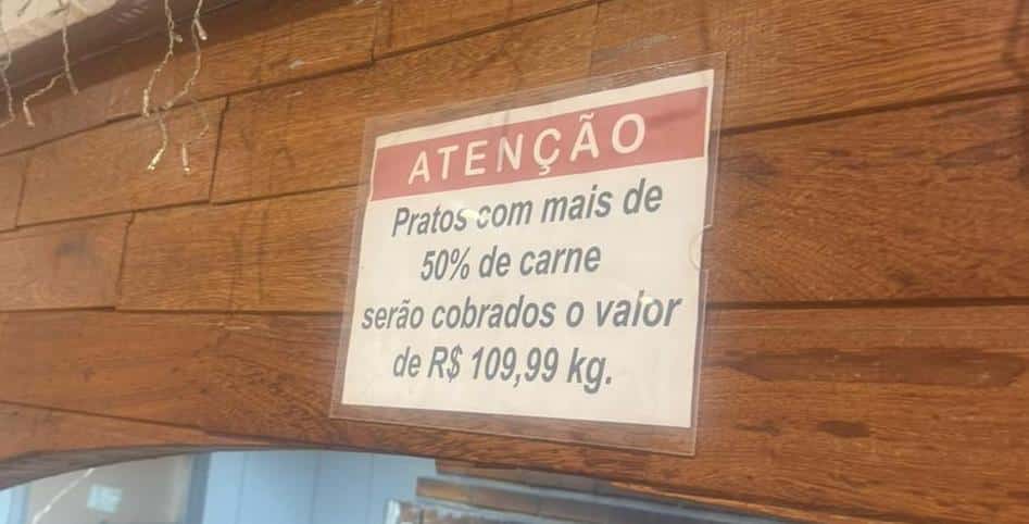 Valor do quilo no restaurante varia de acordo com a quantidade de carne no prato. Foto: Reprodução