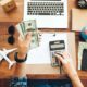 Orçamento de viagem. Foto: Freepik