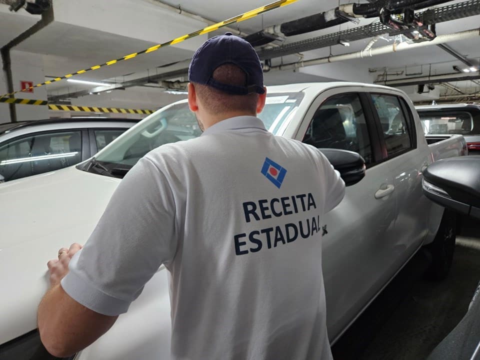 Carros de R$ 10 mi sem nota fiscal são apreendidos em Linhares