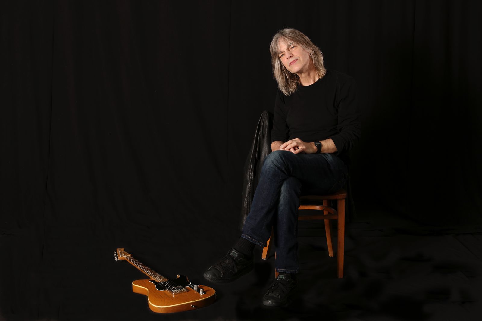 Por R$ 10, a oficina internacional com o seis vezes indicado ao Grammy, o guitarrista Mike Stern oferece rara chance de imersão em jazz fusion e world music. Foto: Divulgação