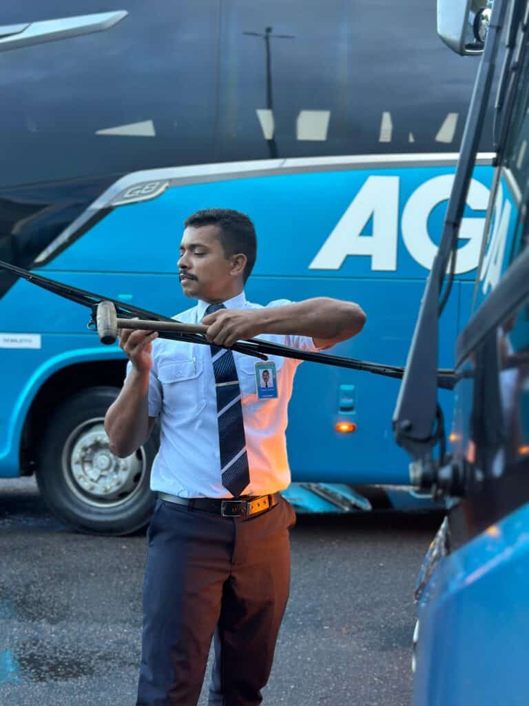 Keidson da Silva Santos é motorista da Águia Branca