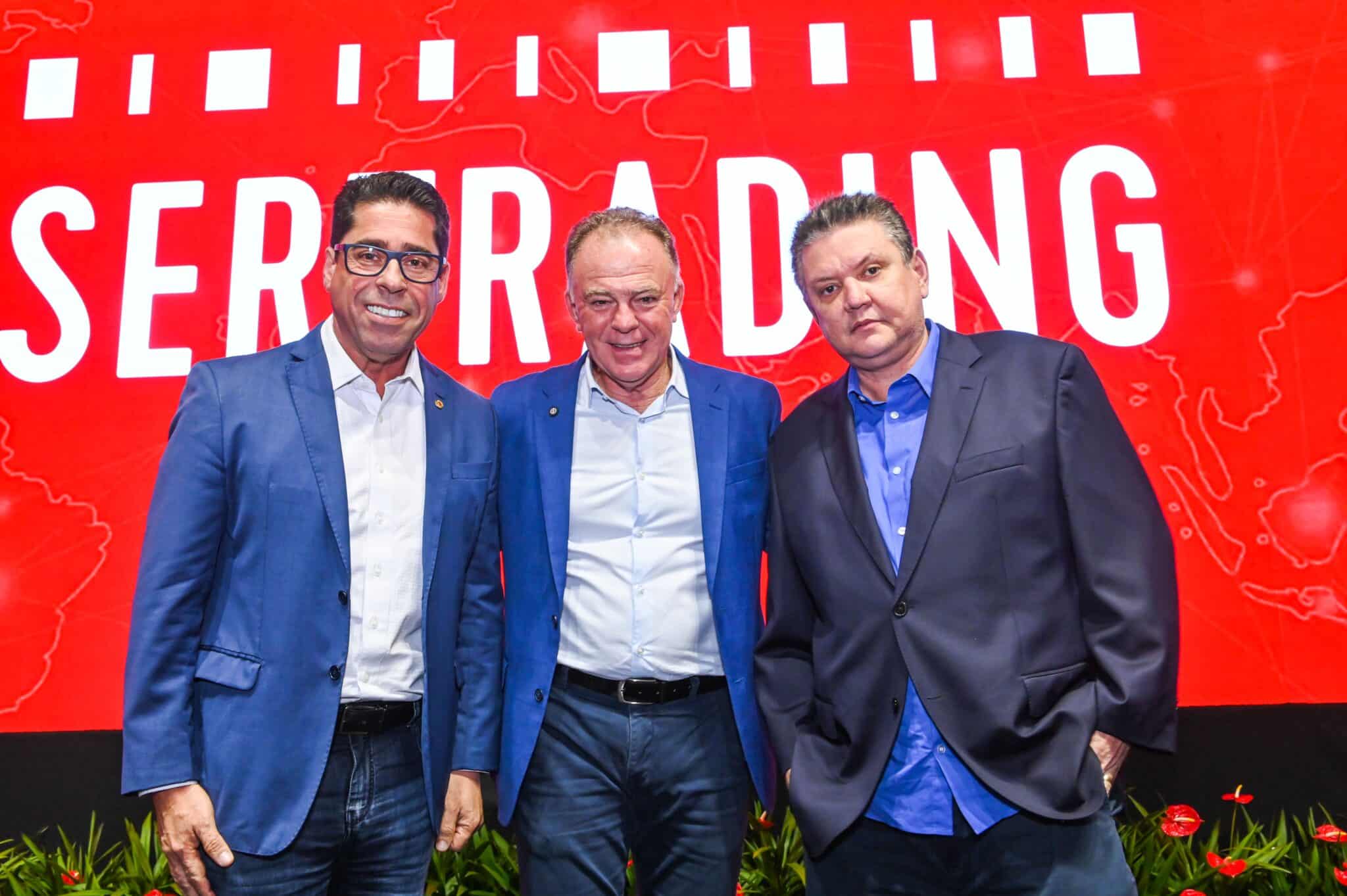 No sentido da leitura: Marcelo Santos, Renato Casagrande e Euclério Sampaio
