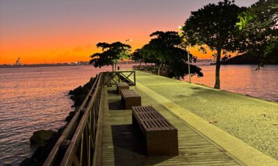 Nascer do Sol na orla de Camburi nesta sexta-feira, 27 de junho de 2025