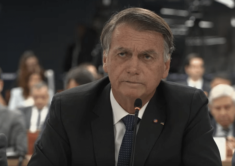 Bolsonaro esteve no depoimento nesta terça-feira. Foto: Reprodução/TV Justiça