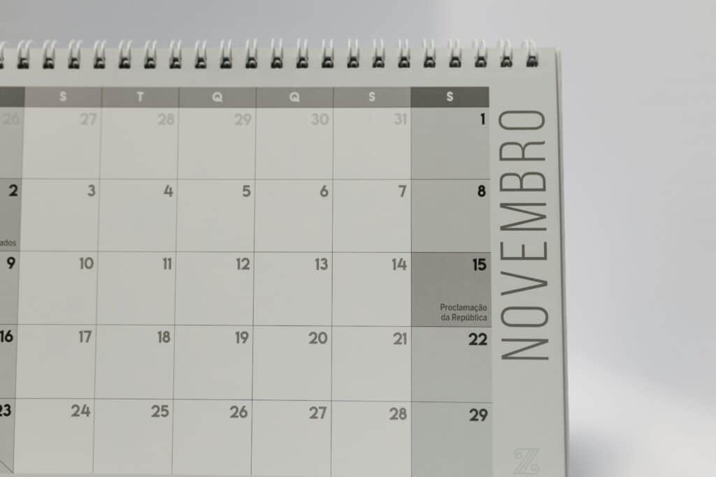 calendário; proximo feriado; novembro