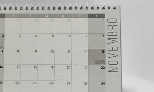 calendário; proximo feriado; novembro; feriados