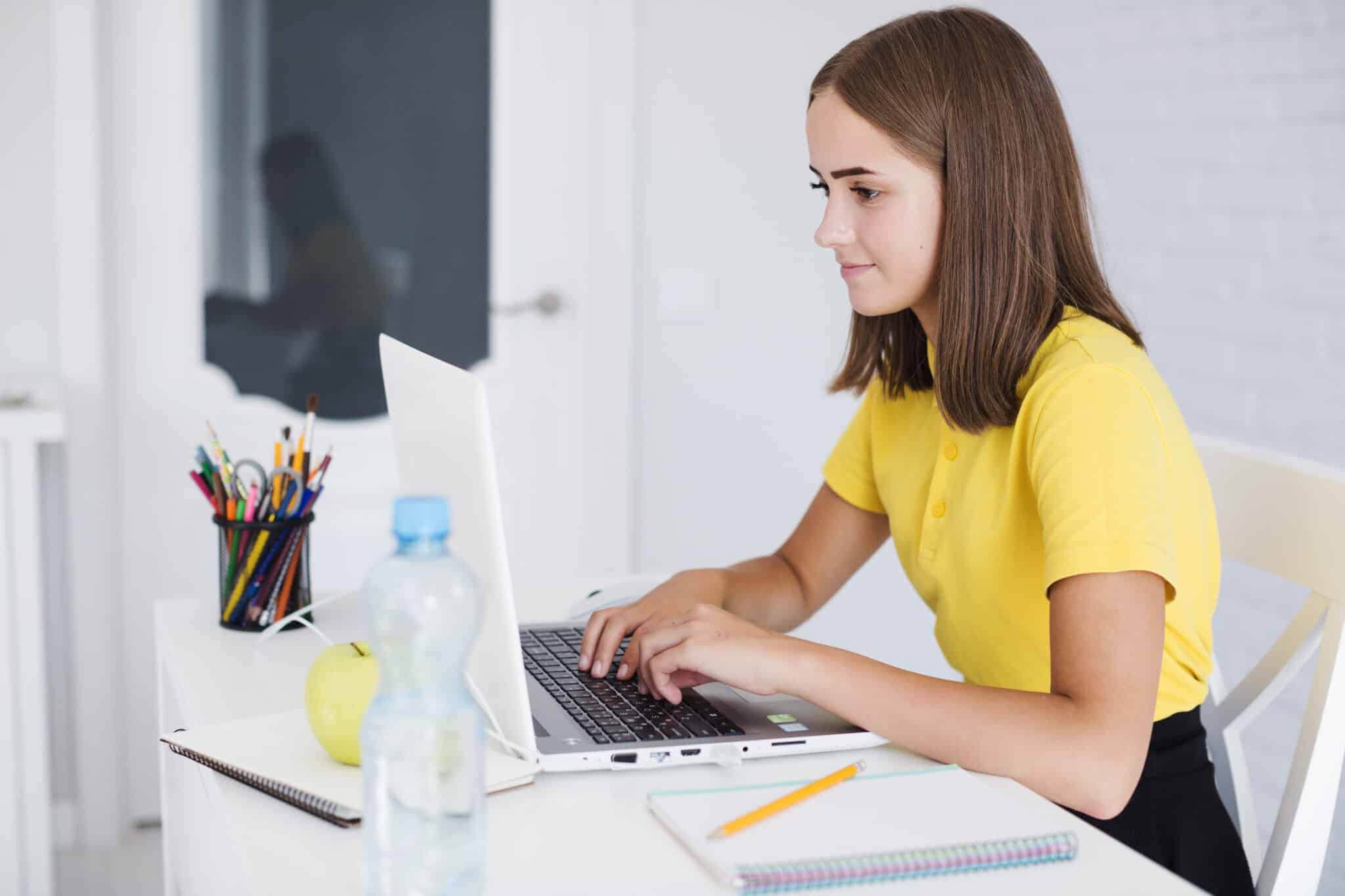 Com a ajuda da inteligência artificial, a preparação para o ENEM se torna mais estratégica e eficiente. Foto: Freepik