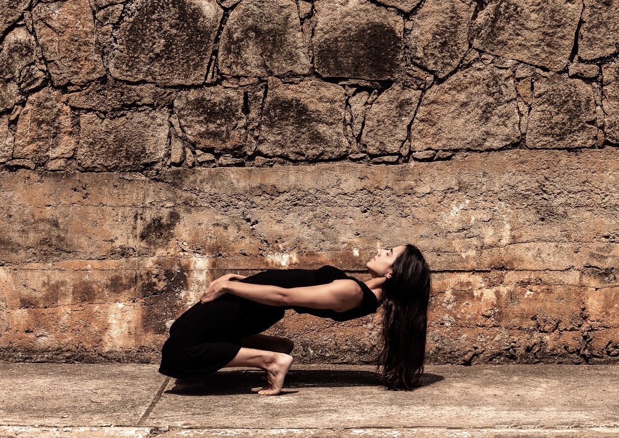 Oficina "O Corpo Canta" é gratuita e propõe vivência artística para cantores explorarem corpo e expressão cênica em Vitória. Foto: Bernardo Firme