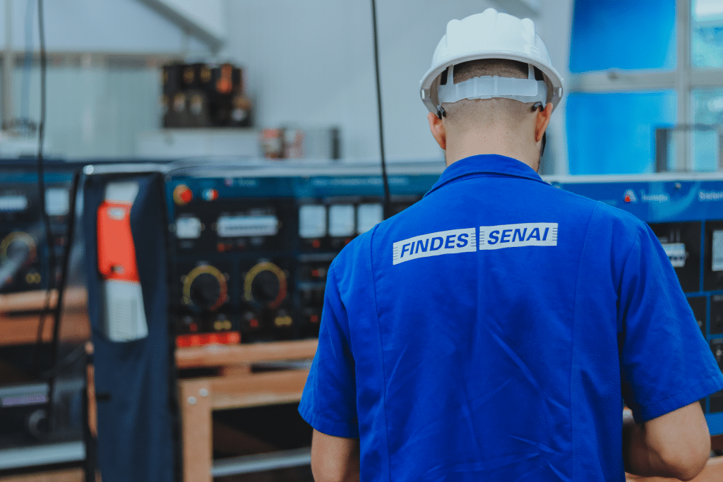 senai; findes