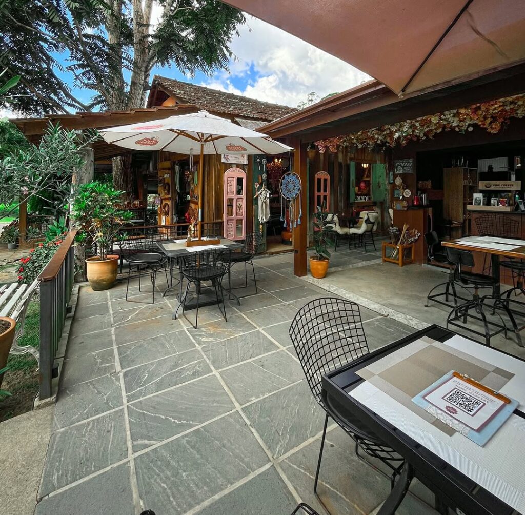 Alice Flor Café, em Pedra Azul