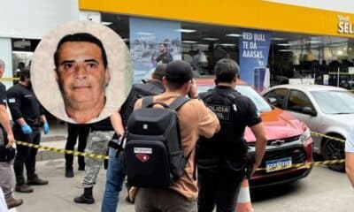Carlos José Pereira foi encontrado morto dentro do carro no posto próximo à Ponte da Passagem, em Vitória