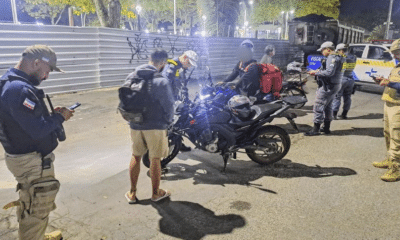Cinco condutores foram autuados durante a Operação Escape Zero, que abordou 181 veículos em bairros da Serra
