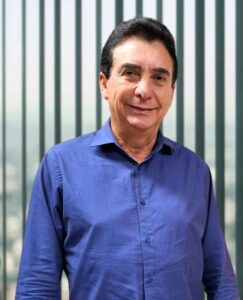 Júnior Abreu é administrador e secretário-chefe da Casa Civil do Governo do Espírito Santo