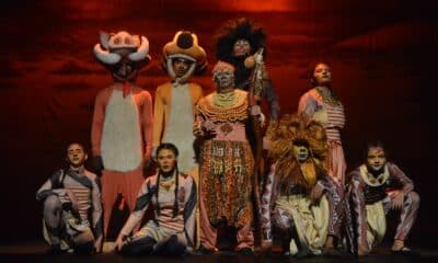 Com figurinos vibrantes e trilha emocionante, o musical “O Rei Leão” chega a Vitória para uma sessão única. Foto: Divulgação