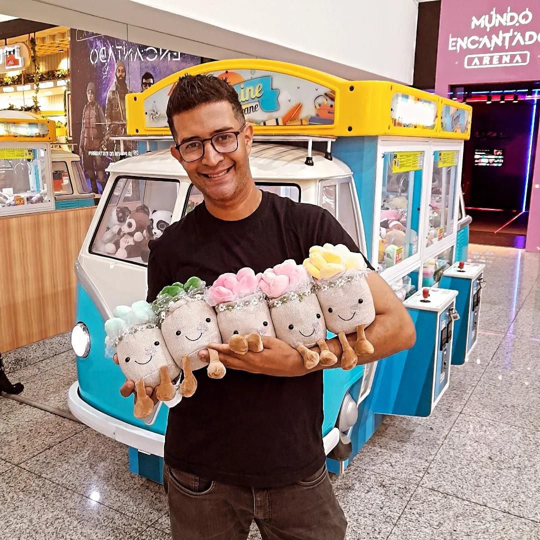 Coleção de pelúcias ganha força entre adultos e movimenta um mercado guiado pela nostalgia e pelo afeto. Foto: Divulgação