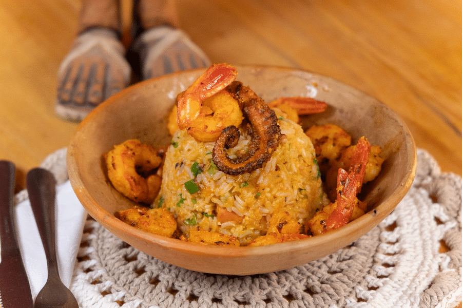 Arroz Sabiá do Restaurante Dona Tereza, em Itaúnas