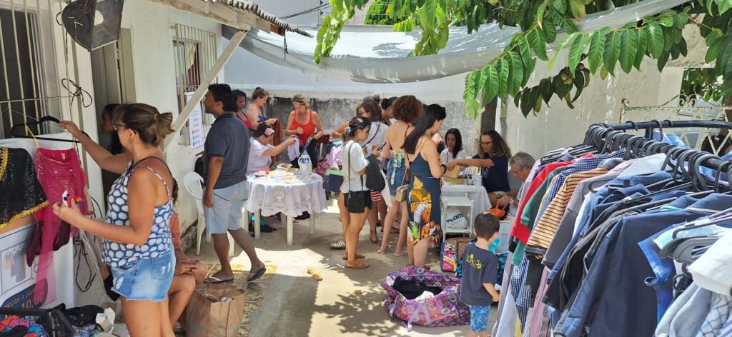 É a terceira edição do Bazar Solidário Kombi Fraterna neste ano. Foto: Divulgação