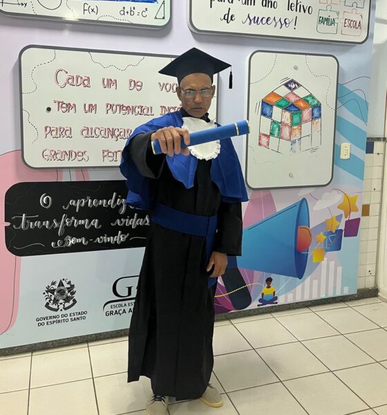 Em três anos, Armando passou do analfabetismo à conquista do diploma do Ensino Médio