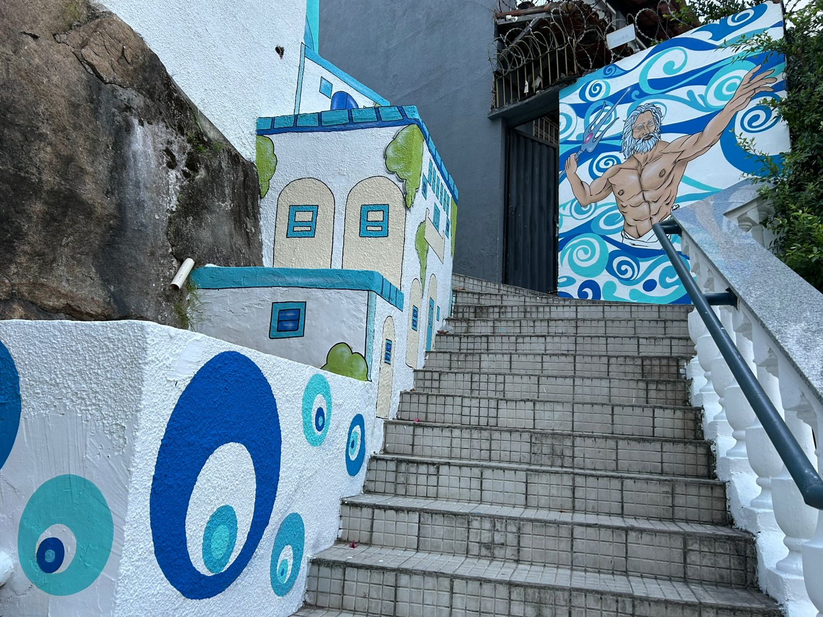 Em Vitória, o Cores Comunidades revitaliza áreas públicas degradadas com murais que celebram a história e identidade dos bairros Santa Clara, Moscoso e Barro Vermelho. Foto: Acervo Cores que Acolhem
