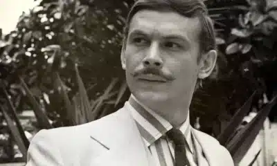 Mundinho Falcão, em Gabriela de Jorge Amado, encarna o coronel moderno que une tradição e desenvolvimento, ilustrando o poder político e econômico das elites regionais na Primeira República. Foto: Reprodução/Globo