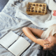 Estudo sueco revela impacto dos transtornos menstruais na saúde do coração e alerta para o aumento significativo de riscos cardiovasculares em mulheres, especialmente após a menopausa. Foto: Divulgação