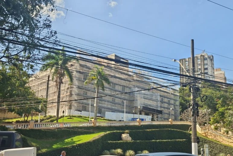 A obra de reforma da fachada do Palácio Anchieta deve ser concluída em 2026. Foto: Divulgação 