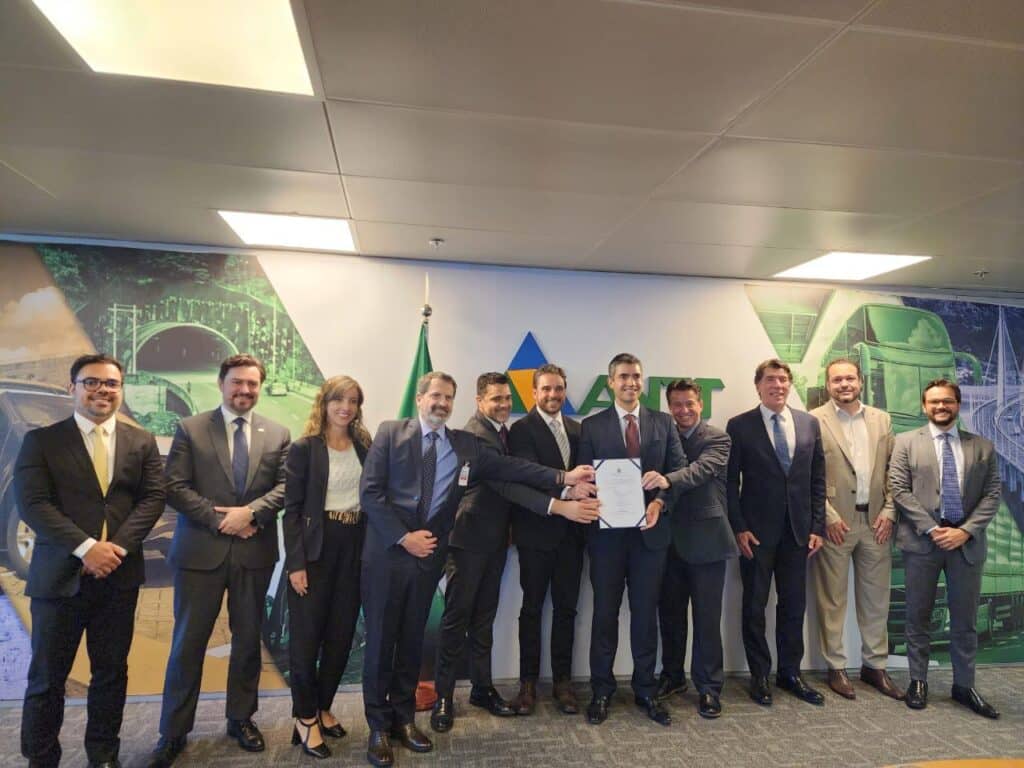 O novo contrato que garante duplicação da BR-101 no ES foi assinado nesta terça-feira. Foto: Divulgação (Ecovias Capixaba)