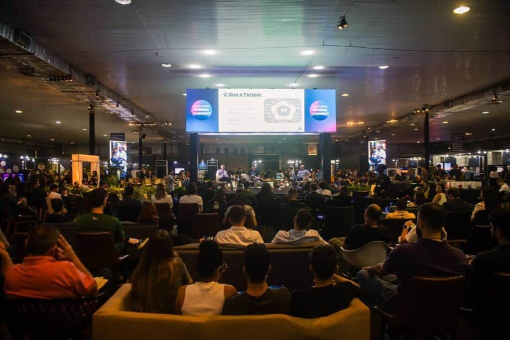 Ecommerce.ES 2025 terá 20 palestras e painéis sobre o assunto. Foto: Divulgação
