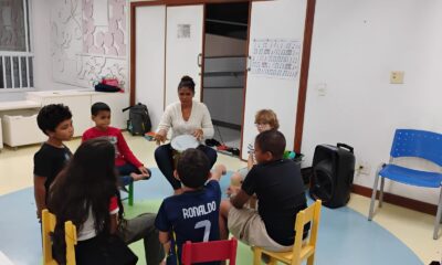 Acacci ampliou seu trabalho social e cultural com novas oficinas gratuitas de arte, música e robótica em Jardim Camburi. Foto: Divulgação